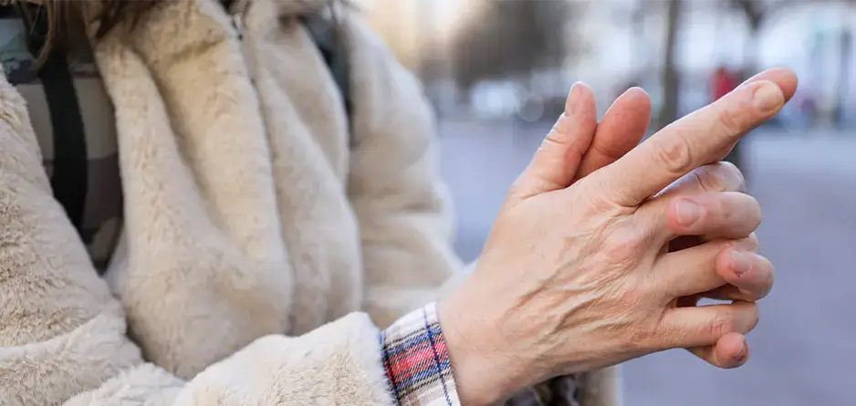 Why Aging Hands Need Extra TLC in Winter – And How to Protect Them18. Why Aging Hands Need Extra TLC in Winter – And How to Protect Them